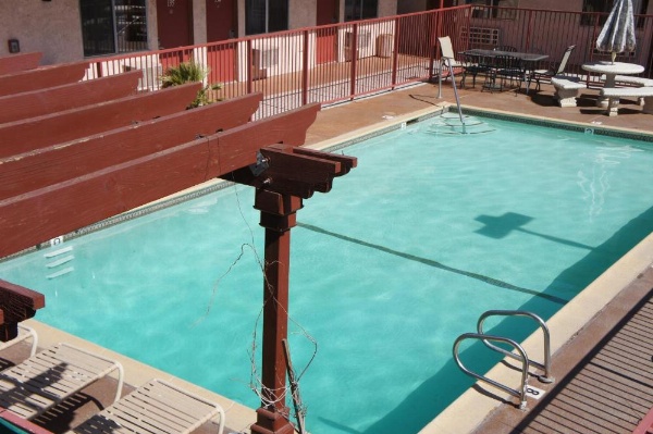 Park Avenue Inn & Suites image 26